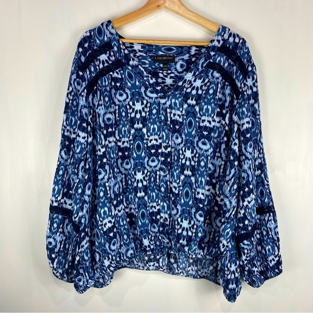 Lane Bryant Floral Lace Printed Full Button Up Down Shirt Blouse Blue Size 26/28